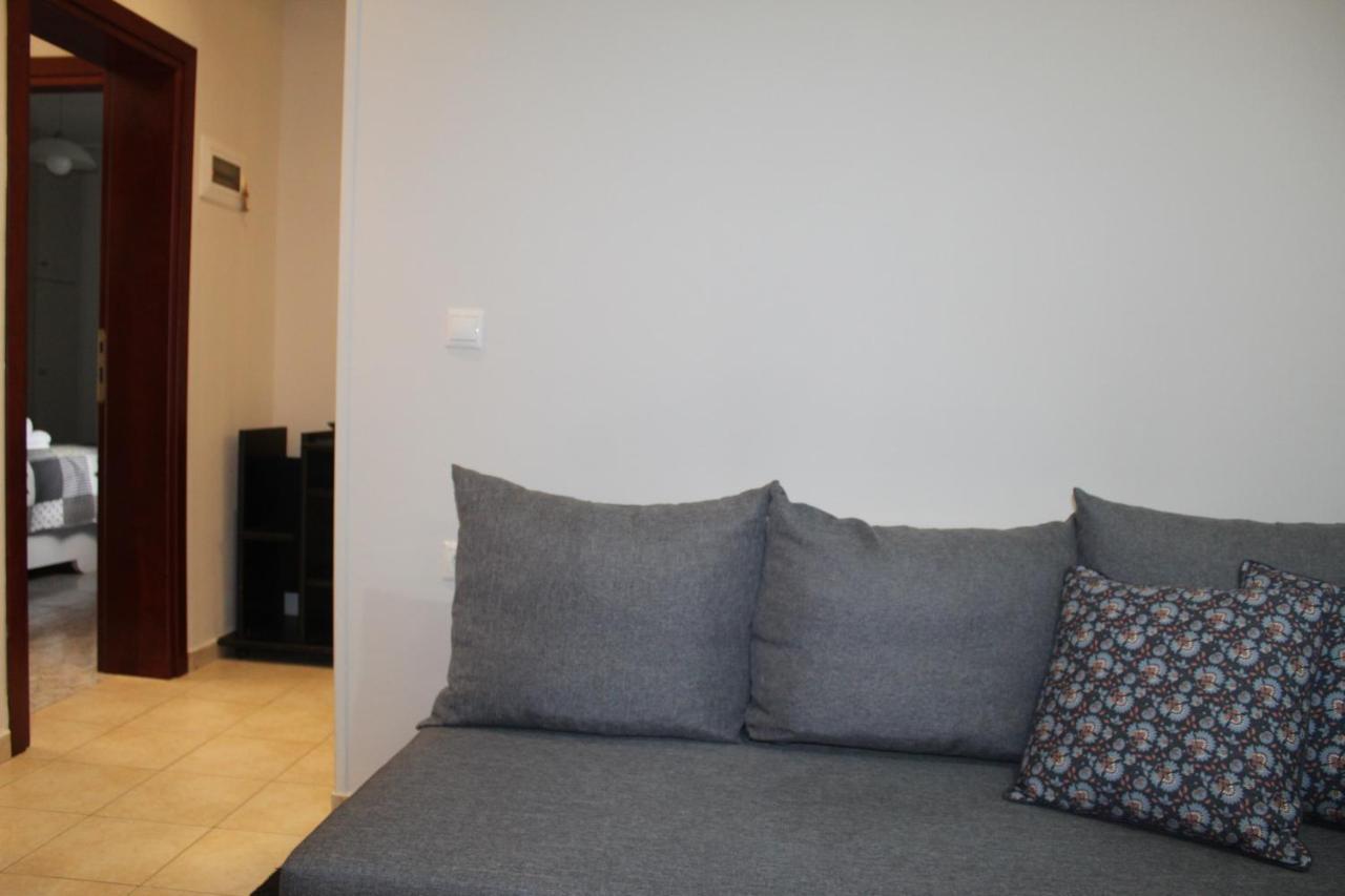 The Vacationer Apartman Agriá Kültér fotó